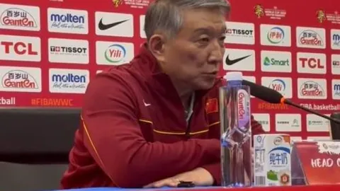 尼克斯遭骑士六连胜强势击败，米切尔与布伦森合取53分创佳绩！